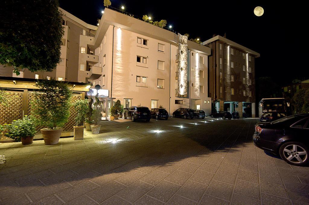 Hotel Park Castiglion Fiorentino Exterior foto